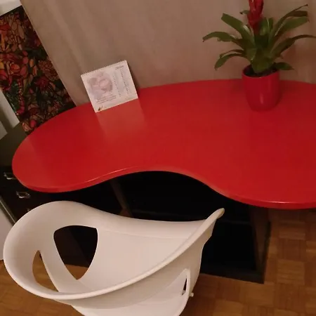 Big In Private Appartament, Close To The Station And Center Of